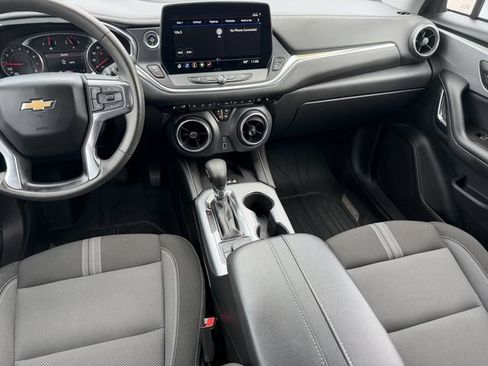 Used 2024 Chevrolet Blazer LT w/ Convenience Package FWD image 15