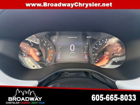 Used 2022 Jeep Compass Limited image 16