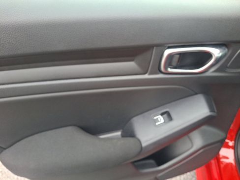 Used 2023 Honda Civic Sport image 19