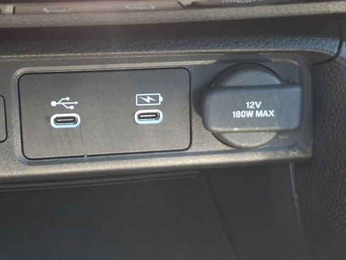 Used 2025 Honda Civic Sport image 23