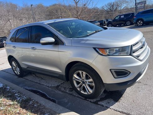 Used 2015 Ford Edge SEL w/ Equipment Group 201A image 3
