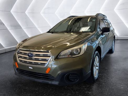 Used 2017 Subaru Outback 2.5i image 3