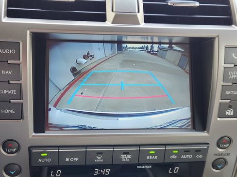 Used 2015 Lexus GX 460 Luxury AWD/4WD image 17