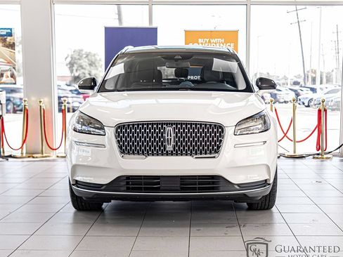 Used 2020 Lincoln Corsair AWD w/ Premium Package image 2
