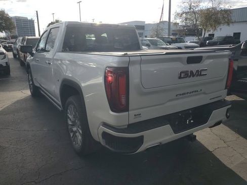 Used 2021 GMC Sierra 1500 Denali w/ Denali Ultimate Package image 3