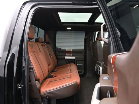 Used 2022 Ford F250 King Ranch w/ King Ranch Ultimate Package image 11