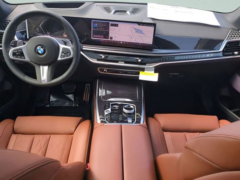 New 2026 BMW X7 xDrive40i w/ Executive Package image 14