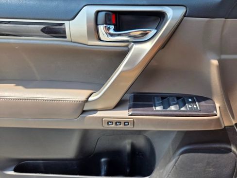 Used 2020 Lexus GX 460 Luxury w/ Luxury Sport Package AWD/4WD image 12