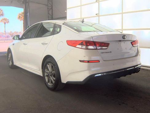 Used 2020 Kia Optima LX FWD image 5