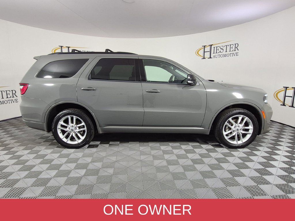 Used 2024 Dodge Durango GT AWD/4WD image 3