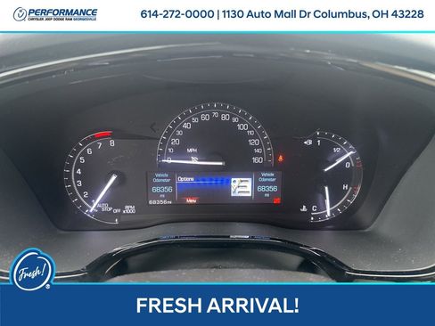 Used 2017 Cadillac XT5 FWD w/ LPO, Wheel Lock Package image 16