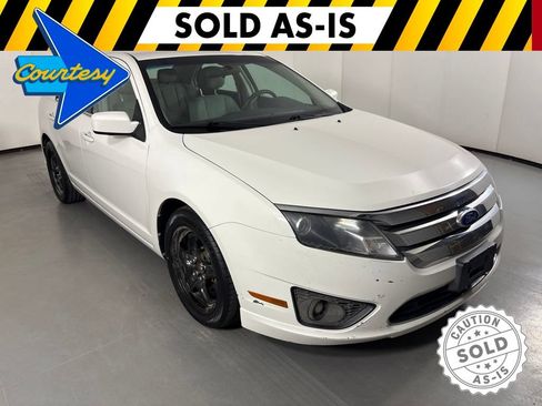 Used 2011 Ford Fusion SE w/ 201A Rapid Spec Order Code FWD image 2