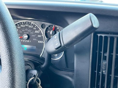 Used 2017 GMC Savana 2500 image 15