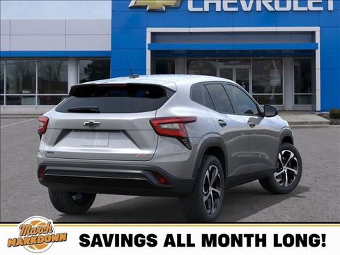 New 2026 Chevrolet Trax RS image 4