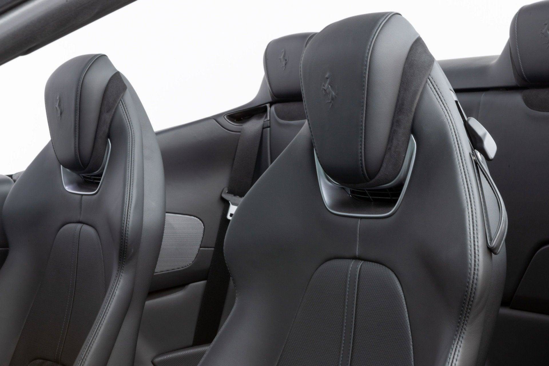 Certified 2024 Ferrari Roma Spider RWD image 3