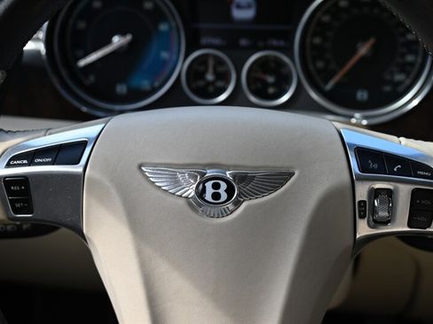 Used 2016 Bentley Flying Spur V8 AWD/4WD image 30