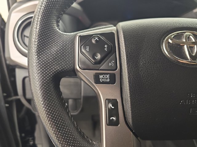 Used 2022 Toyota Tacoma SR5 AWD/4WD image 31