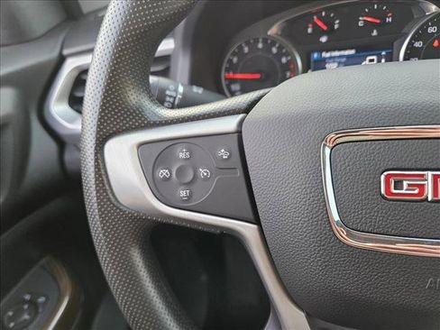 Used 2023 GMC Acadia SLE w/ Driver Convenience Package image 21