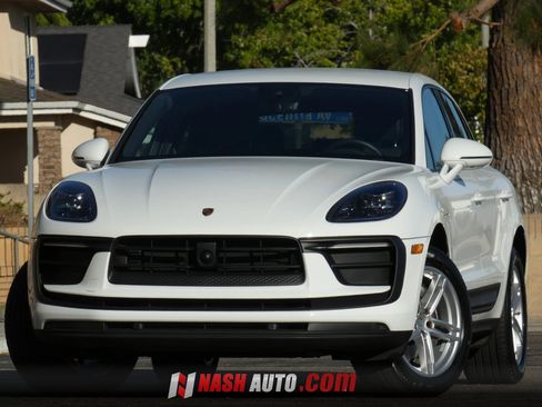 Used 2024 Porsche Macan AWD/4WD image 4