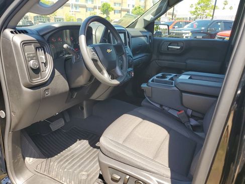 Used 2026 Chevrolet Silverado 1500 Custom w/ Turbomax Blackout Package RWD image 19