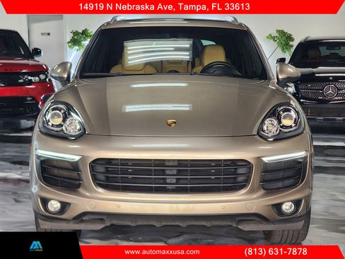 Used 2016 Porsche Cayenne S w/ Premium Package image 4