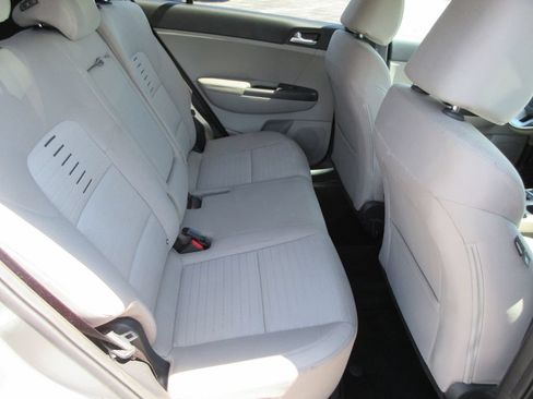 Used 2020 Kia Sportage LX w/ LX Popular Package FWD image 17