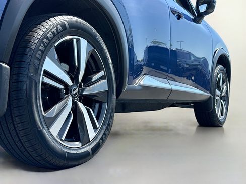 Used 2023 Nissan Rogue SL w/ SL Premium Package AWD/4WD image 15