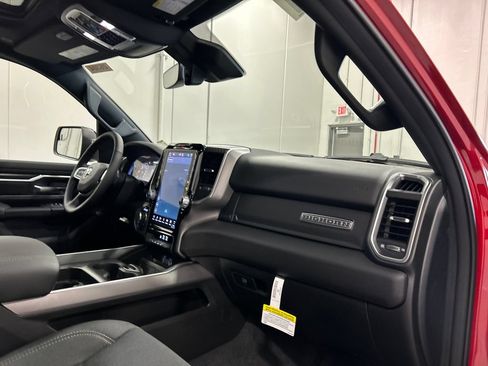New 2026 RAM 1500 Big Horn AWD/4WD image 37