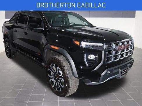 Certified 2025 GMC Canyon AT4 w/ Nightfall Edition image 11