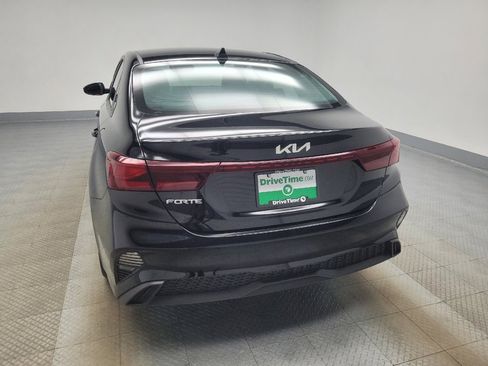 Used 2023 Kia Forte LXS w/ LXS Technology Package image 6