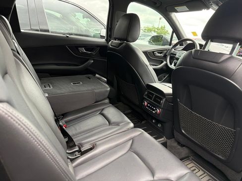Used 2018 Audi Q7 3.0T Prestige w/ Prestige Package AWD/4WD image 6