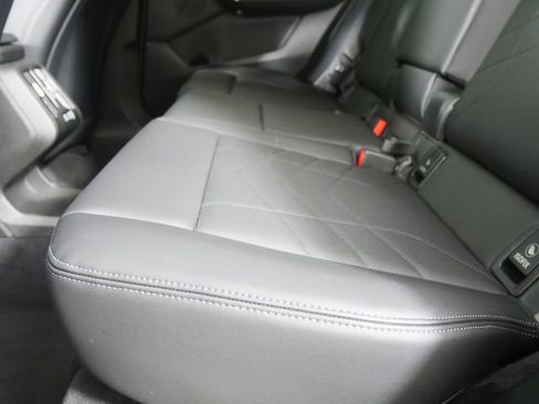 Used 2025 BMW X2 xDrive28i image 14