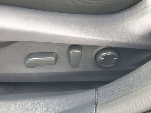 Used 2024 Subaru Outback Premium image 18