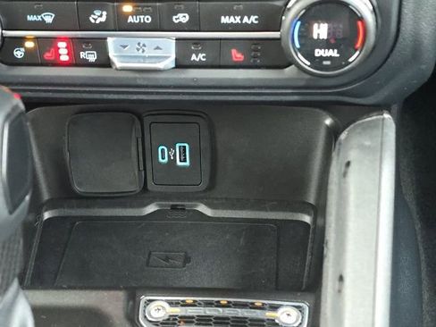 Used 2023 Ford Bronco Raptor image 37