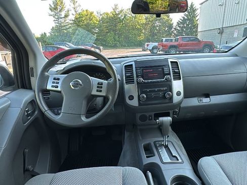 Used 2017 Nissan Frontier S RWD image 9