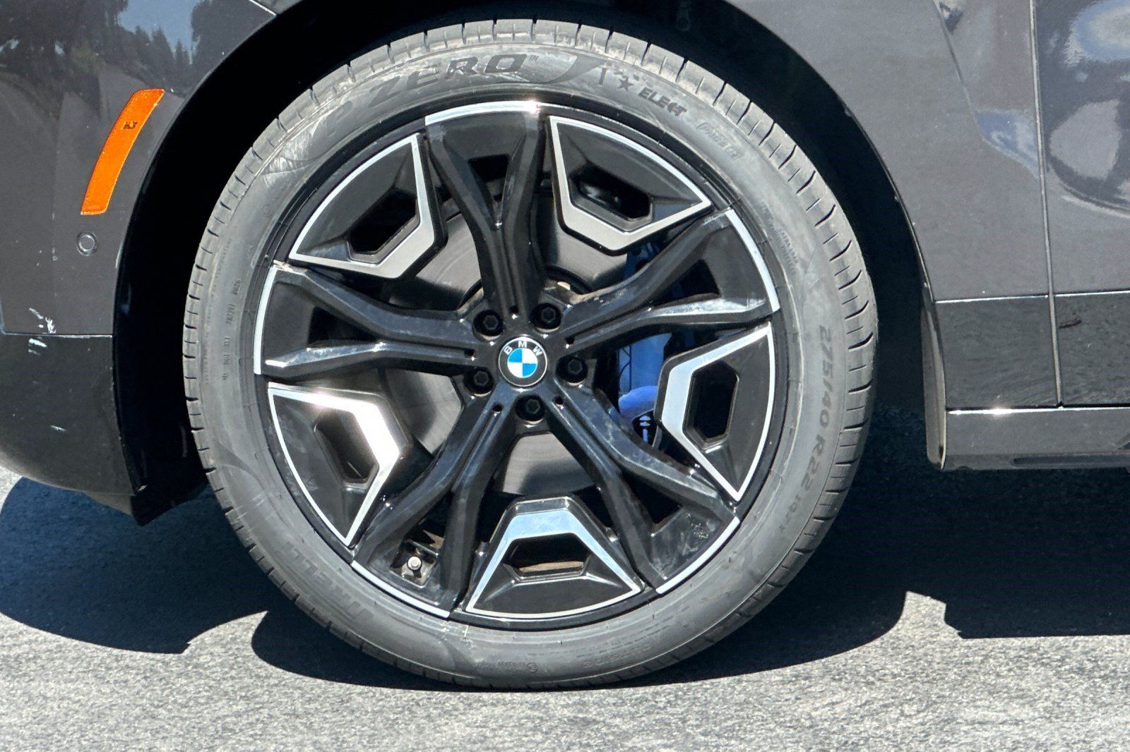 Certified 2024 BMW iX xDrive50 w/ Premium Package AWD/4WD image 38