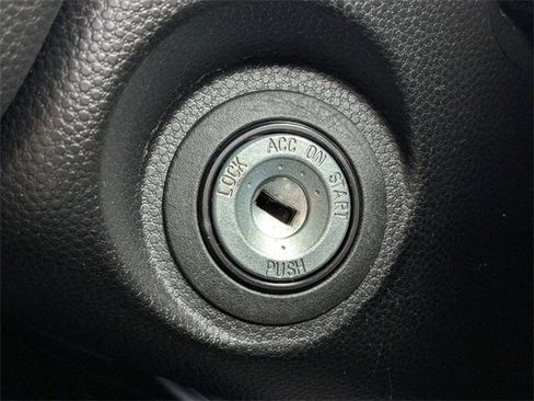 Used 2017 Kia Soul image 29