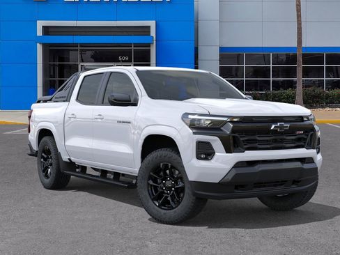 New 2025 Chevrolet Colorado Z71 w/ Midnight Edition image 7