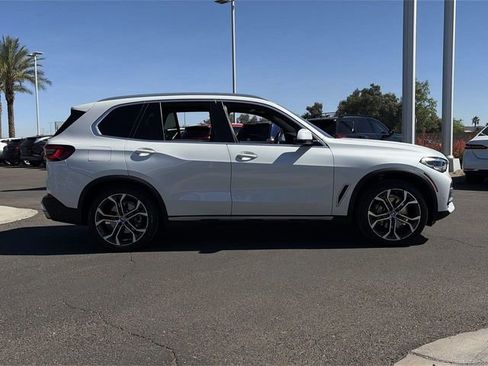 Certified 2021 BMW X5 sDrive40i w/ Premium Package 2 image 4