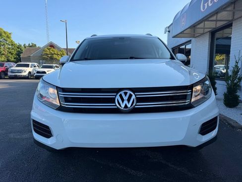 Used 2017 Volkswagen Tiguan S FWD image 17