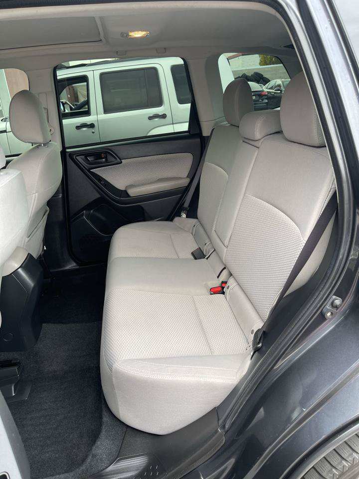 Used 2018 Subaru Forester 2.5i Premium AWD/4WD image 14