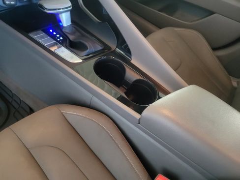 Used 2023 Hyundai Elantra SEL w/ Convenience Package FWD image 26