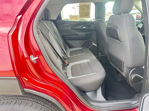 Used 2025 Chevrolet TrailBlazer LT image 25