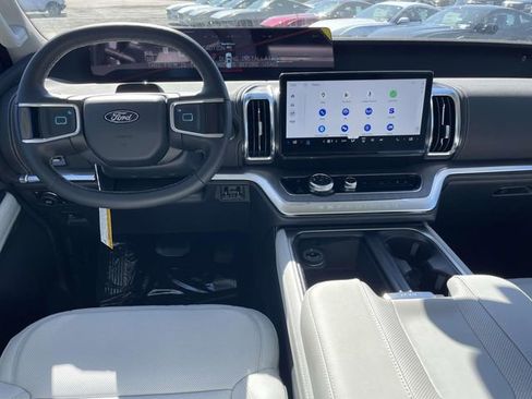 New 2026 Ford Expedition Max Platinum w/ Platinum Ultimate Package image 4