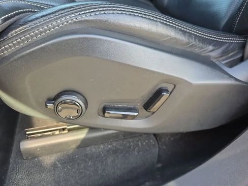 Used 2019 Volvo XC90 T8 Inscription w/ Protection Package image 16