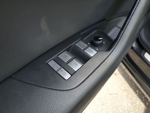 Used 2019 Audi A6 3.0T Premium w/ Convenience Package image 25