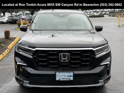 Used 2025 Honda Pilot Elite image 3