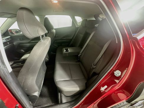 Used 2025 Hyundai Kona SEL FWD image 26