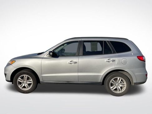 Used 2012 Hyundai Santa Fe GLS image 2