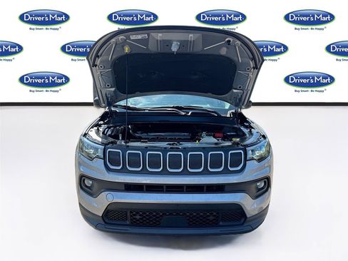 Used 2022 Jeep Compass Latitude w/ Convenience Group AWD/4WD image 32